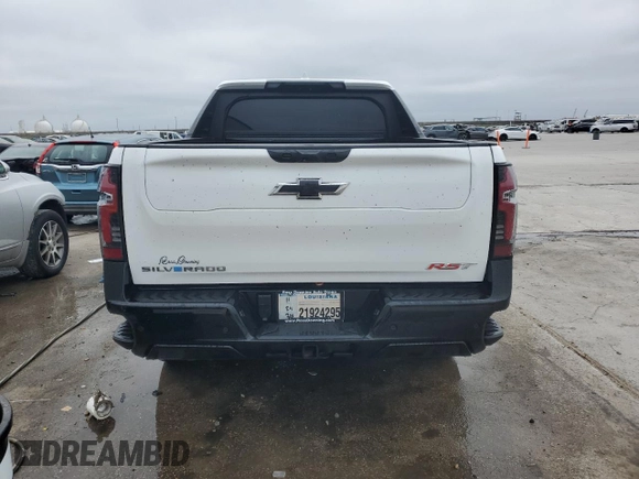 2024 CHEVROLET RST with VIN 1GC40ZEL3RU302266, listed as a Copart auction lot 85578714 with Not Provided miles and Salvage Title. Bid and sale history available at DreamBid. Image 6.