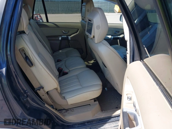 2014 Volvo XC90 with VIN YV4952CZ7E1688463, listed as a IAAI auction lot 41981396 with 219,905 mi miles. Bid and sale history available at carsss.com. Image 8.