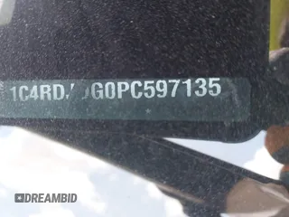 2023 Dodge Durango GT z VIN 1C4RDJDG0PC597135, wystawiony jako IAAI lot #42376422 z przebiegiem Nie podano mil oraz . Historia ofert i sprzedaży dostępna na DreamBid. Obrazek 9.