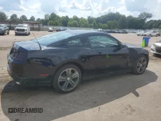 2014 Ford Mustang V6 with VIN 1ZVBP8AM4E5203128, listed as a Copart auction lot 62269305 with 91,749 mi miles and Clean title. Bid and sale history available at DreamBid. Image 3.