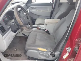 2008 Jeep Liberty Sport z VIN 1J8GP28KX8W235065, wystawiony jako IAAI lot #42254469 z przebiegiem 197 042 mil mil oraz . Historia ofert i sprzedaży dostępna na DreamBid. Obrazek 15.