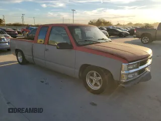 1998 Chevrolet Silverado 1500 with VIN 2GCEC19M8W1262449, listed as a Copart auction lot 82245674 with 167,928 mi miles and Salvage Title. Bid and sale history available at DreamBid. Image 4.