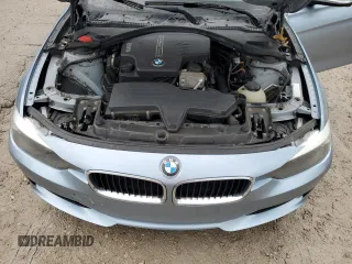 2013 BMW 3 Series 328i xDrive z VIN WBA3B3C53DF541561, wystawiony jako Copart lot #56540965 z przebiegiem 124 840 mil mil oraz Szkoda całkowita • Salvage title. Historia ofert i sprzedaży dostępna na DreamBid. Obrazek 11.