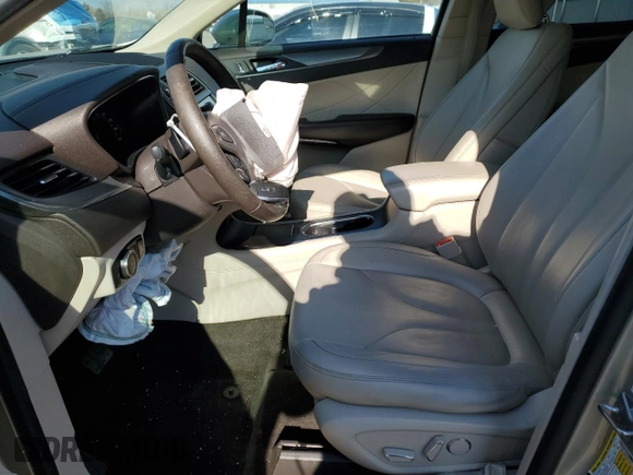 2017 Lincoln MKC Premiere with VIN 5LMCJ1D90HUL53912, listed as a Copart auction lot 42861365 with 81,195 mi miles and Salvage Title. Bid and sale history available at DreamBid. Image 7.