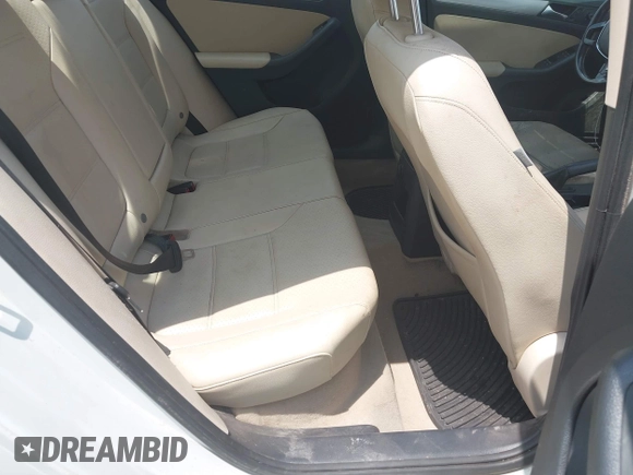 2015 Volkswagen Jetta SE с VIN 3VWD07AJ3FM282994, выставлен на аукционе IAAI как лот 42724323 с пробегом 147 448 миль миль и . История ставок и продаж доступна на DreamBid. Изображение 8.
