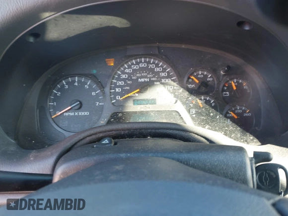 2003 Chevrolet TrailBlazer LS with VIN 1GNDS13S532364347, listed as a IAAI auction lot 41387978 with 174,342 mi miles. Bid and sale history available at carsss.com. Image 7.