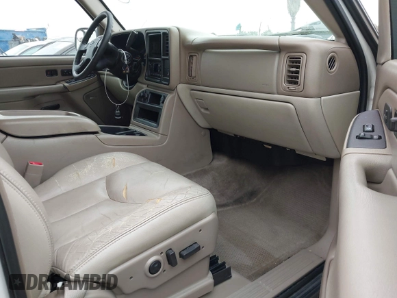 2004 Chevrolet Tahoe LS with VIN 1GNEC13T14R166447, listed as a IAAI auction lot 42432428 with 170,984 mi miles and . Bid and sale history available at DreamBid. Image 5.