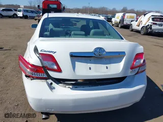 2011 Toyota Camry LE with VIN 4T1BK3EK0BU609935, listed as a IAAI auction lot 41773867 with 93,094 mi miles. Bid and sale history available at carsss.com. Image 6.