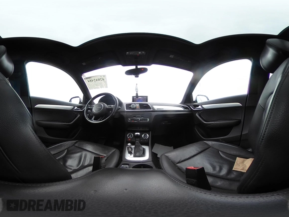 2015 Audi Q3 Premium Plus z VIN WA1EFCFS6FR012425, wystawiony jako IAAI lot #42042484 z przebiegiem 139 012 mil mil oraz . Historia ofert i sprzedaży dostępna na DreamBid. Obrazek 18.