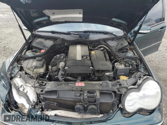 2004 Mercedes-Benz C 230 Kompressor с VIN WDBRF40J94F486315, выставлен на аукционе Copart как лот 50871115 с пробегом 81 053 миль миль и Списание • Salvage title. История ставок и продаж доступна на DreamBid. Изображение 12.