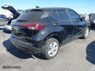 2023 Nissan Kicks S with VIN 3N1CP5BV5PL536098, listed as a IAAI auction lot 41375309 with 29,462 mi miles. Bid and sale history available at carsss.com. Image 4.