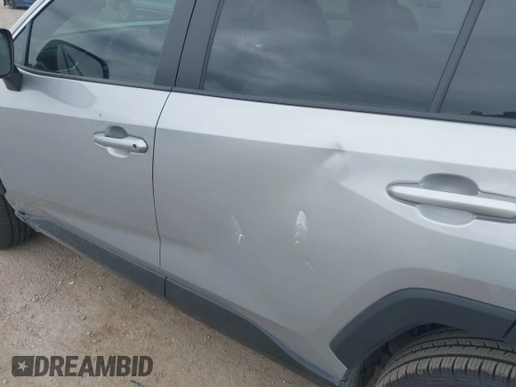 2020 Toyota RAV4 XLE with VIN 2T3W1RFV4LW094687, listed as a IAAI auction lot 42652039 with 56,693 mi miles and . Bid and sale history available at DreamBid. Image 18.