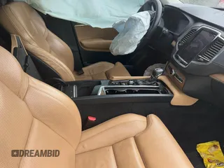 2016 Volvo XC90 T6 Inscription with VIN YV4A22PL6G1030065, listed as a IAAI auction lot 42447665 with Not provided miles and . Bid and sale history available at DreamBid. Image 5.