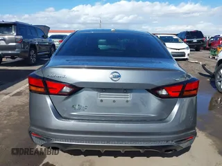 2020 Nissan Altima 2.5 SL with VIN 1N4BL4EV3LC142136, listed as a IAAI auction lot 41591295 with 95,144 mi miles. Bid and sale history available at carsss.com. Image 16.