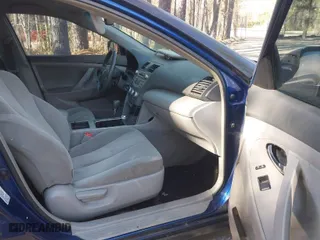 2009 Toyota Camry with VIN 4T1BE46K09U308748, listed as a IAAI auction lot 41912772 with 280,714 mi miles. Bid and sale history available at carsss.com. Image 5.