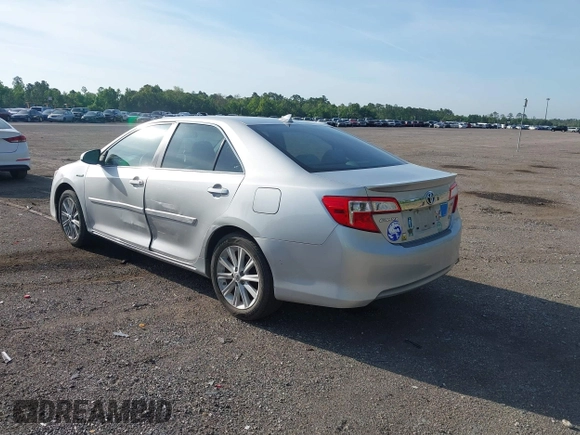 2012 Toyota Camry XLE z VIN 4T1BD1FK4CU017422, wystawiony jako IAAI lot #42366815 z przebiegiem 156 506 mil mil oraz . Historia ofert i sprzedaży dostępna na DreamBid. Obrazek 3.