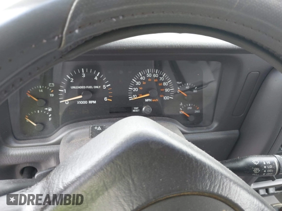 1997 Jeep Cherokee Sport с VIN 1J4FJ68S2VL569562, выставлен на аукционе IAAI как лот 42235601 с пробегом Не указан миль и . История ставок и продаж доступна на DreamBid. Изображение 7.