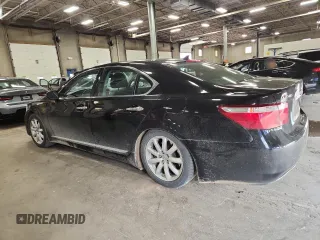 2009 Lexus LS 460 z VIN JTHCL46F995003646, wystawiony jako Copart lot #58936785 z przebiegiem 208 746 mil mil oraz Szkoda całkowita • Salvage title. Historia ofert i sprzedaży dostępna na DreamBid. Obrazek 2.