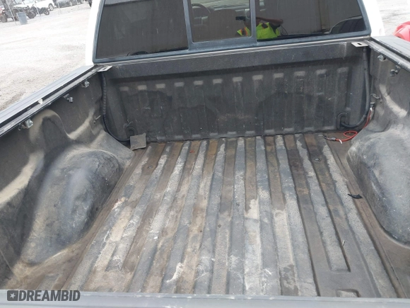 2013 Ford F-150 XL with VIN 1FTFW1CT1DFB27539, listed as a IAAI auction lot 41524711 with 210,664 mi miles. Bid and sale history available at carsss.com. Image 8.