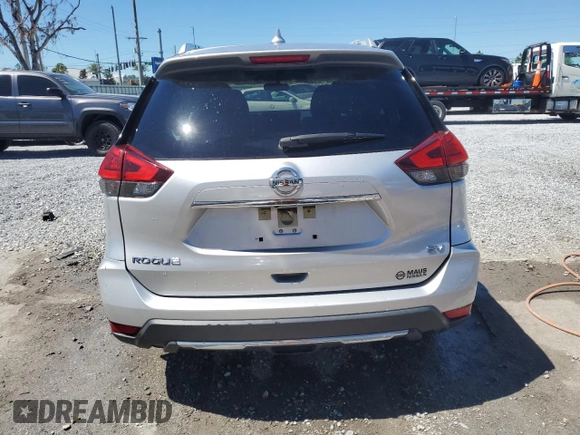 2017 Nissan Rogue SL with VIN JN8AT2MT5HW405585, listed as a Copart auction lot 49494535 with 93,390 mi miles and Non Repairable. Bid and sale history available at DreamBid. Image 6.
