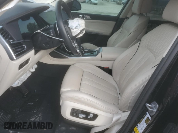 2022 BMW X7 xDrive40i with VIN 5UXCW2C06N9L50284, listed as a Copart auction lot 46737505 with 0 mi miles and Salvage Title. Bid and sale history available at carsss.com. Image 7.