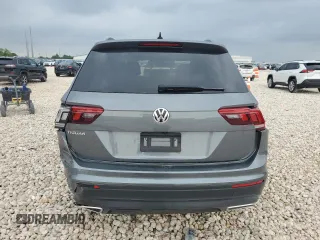 2021 Volkswagen Tiguan S z VIN 3VV1B7AX9MM012624, wystawiony jako Copart lot #55589435 z przebiegiem 61 343 mil mil oraz Szkoda całkowita • Salvage title. Historia ofert i sprzedaży dostępna na DreamBid. Obrazek 6.