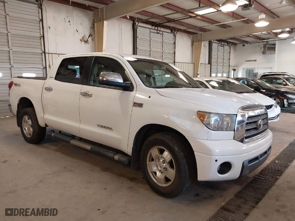 2008 Toyota Tundra LTD with VIN 5TBEV58198S476301, listed as a IAAI auction lot 41528085 with 230,233 mi miles. Bid and sale history available at carsss.com. Image 1.