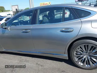 2018 Lexus LS with VIN JTHC51FF3J5003302, listed as a IAAI auction lot 41791644 with 64,632 mi miles. Bid and sale history available at carsss.com. Image 14.