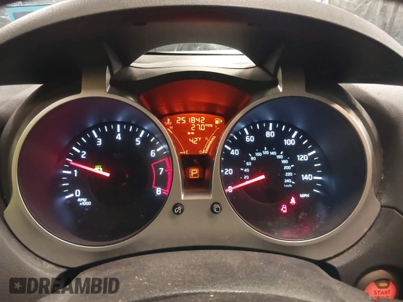 2014 Nissan Juke S with VIN JN8AF5MV2ET357647, listed as a IAAI auction lot 41414352 with 251,842 mi miles. Bid and sale history available at carsss.com. Image 7.