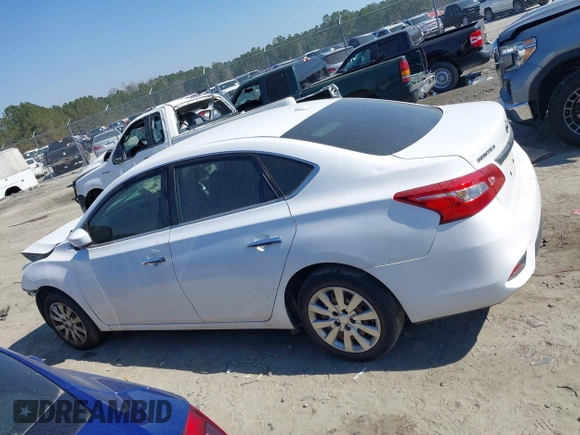 2017 Nissan Sentra SR with VIN 3N1AB7AP1HY328681, listed as a IAAI auction lot 41664590 with 179,454 mi miles and . Bid and sale history available at carsss.com. Image 15.
