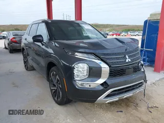 2024 Mitsubishi Outlander SEL z VIN JA4J4WA83RZ078176, wystawiony jako IAAI lot #41971191 z przebiegiem 700 mil mil oraz . Historia ofert i sprzedaży dostępna na DreamBid. Obrazek 1.