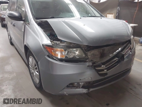 2016 Honda Odyssey LX с VIN 5FNRL5H20GB076833, выставлен на аукционе IAAI как лот 42165171 с пробегом 129 123 миль миль и . История ставок и продаж доступна на DreamBid. Изображение 6.