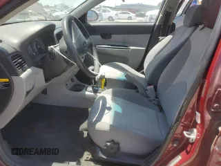 2009 Hyundai Accent Auto GLS с VIN KMHCN46C29U331543, выставлен на аукционе Copart как лот 60161335 с пробегом 132 224 миль миль и Списание • Salvage title. История ставок и продаж доступна на DreamBid. Изображение 7.