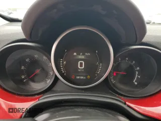 2016 FIAT 500X Lounge z VIN ZFBCFYDT5GP384439, wystawiony jako Copart lot #54545015 z przebiegiem 59 184 mil mil oraz Szkody całkowita. Historia ofert i sprzedaży dostępna na DreamBid. Obrazek 9.