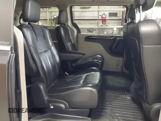 2013 Chrysler Town & Country Limited with VIN 2C4RC1GG0DR509167, listed as a IAAI auction lot 41973819 with 186,896 mi miles. Bid and sale history available at carsss.com. Image 8.