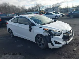 2013 Hyundai Elantra GS z VIN KMHDH6AE3DU004609, wystawiony jako IAAI lot #41738554 z przebiegiem 108 586 mil mil oraz . Historia ofert i sprzedaży dostępna na DreamBid. Obrazek 1.
