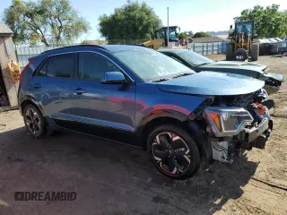 2023 Kia Niro Wind with VIN KNDCR3L14P5027756, listed as a Copart auction lot 55124125 with 98,124 mi miles and Clean Title. Bid and sale history available at carsss.com. Image 4.