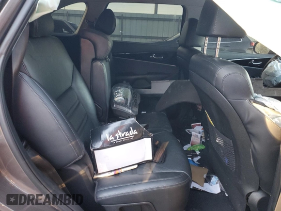 2019 Kia Sorento EX with VIN 5XYPH4A57KG554822, listed as a Copart auction lot 88598805 with 82,380 mi miles and Salvage Title. Bid and sale history available at DreamBid. Image 11.