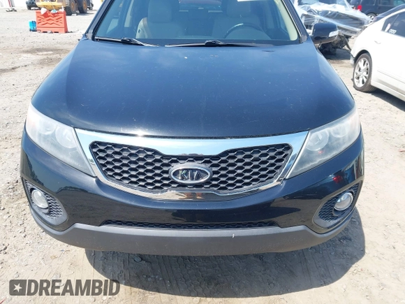 2013 Kia Sorento EX with VIN 5XYKU3A60DG342338, listed as a IAAI auction lot 42020408 with 121,155 mi miles. Bid and sale history available at carsss.com. Image 11.