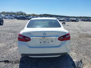 2018 Nissan Altima SV with VIN 1N4AL3APXJC480398, listed as a IAAI auction lot 41854845 with 113,019 mi miles and . Bid and sale history available at carsss.com. Image 16.