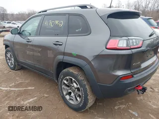 2020 Jeep Cherokee Trailhawk с VIN 1C4PJMBX2LD562699, выставлен на аукционе IAAI как лот 41707512 с пробегом 152 729 миль миль и . История ставок и продаж доступна на DreamBid. Изображение 3.