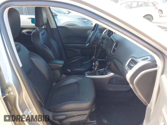 2017 Jeep Compass Latitude with VIN 3C4NJDBBXHT656407, listed as a IAAI auction lot 42562826 with 78,057 mi miles and . Bid and sale history available at DreamBid. Image 5.