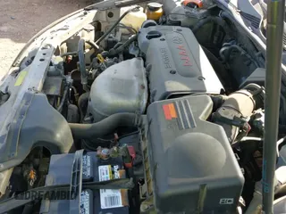 2004 Toyota Camry XLE with VIN 4T1BE32KX4U264265, listed as a IAAI auction lot 43513716 with 300,064 mi miles and . Bid and sale history available at DreamBid. Image 12.