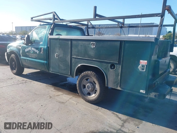 2005 Ford F-350 XL with VIN 1FDSF34585EA17178, listed as a IAAI auction lot 41501503 with 208,442 mi miles and . Bid and sale history available at DreamBid. Image 3.