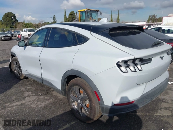 2022 Ford Mustang Mach-E Select z VIN 3FMTK1SS2NMA18639, wystawiony jako IAAI lot #41409332 z przebiegiem 8454 mil mil oraz . Historia ofert i sprzedaży dostępna na DreamBid. Obrazek 15.