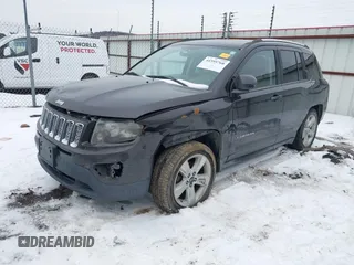 2014 Jeep Compass Limited with VIN 1C4NJDCB6ED549614, listed as a IAAI auction lot 41595768 with 114,472 mi miles. Bid and sale history available at carsss.com. Image 2.