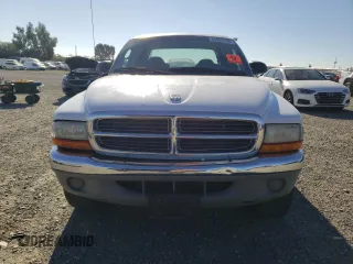 2001 Dodge Dakota Sport with VIN 1B7GG2AN61S160471, listed as a Copart auction lot 88824105 with 199,697 mi miles and Clean Title. Bid and sale history available at carsss.com. Image 5.