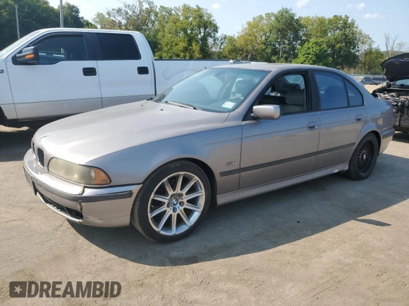 2000 BMW 5 Series 528iA with VIN WBADM6347YGU12763, listed as a Copart auction lot 71466884 with 0 mi miles and Clean Title. Bid and sale history available at carsss.com. Image 1.