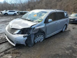 2012 Toyota Sienna XLE with VIN 5TDDK3DC9CS047675, listed as a Copart auction lot 43579335 with 0 mi miles and Clean Title. Bid and sale history available at carsss.com. Image 1.