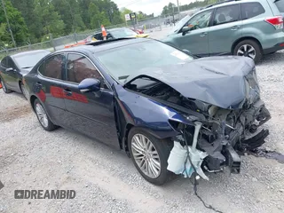 2016 Lexus ES 330 z VIN 58ABK1GG7GU025058, wystawiony jako IAAI lot #42072414 z przebiegiem 120 678 mil mil oraz . Historia ofert i sprzedaży dostępna na DreamBid. Obrazek 1.